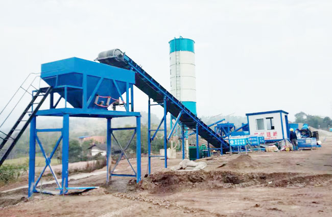 四川達州600穩(wěn)定土拌和站作業(yè)現場